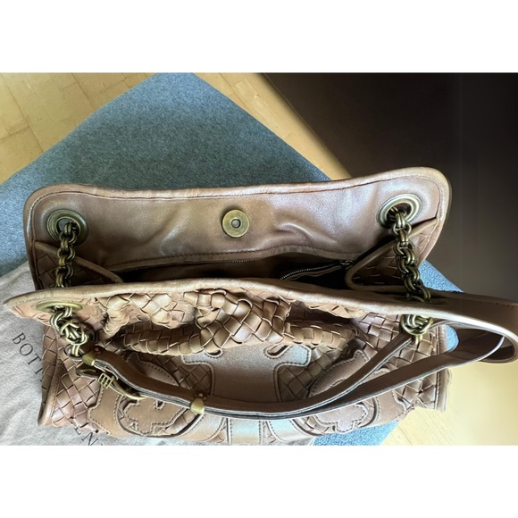 Bottega Veneta Vintage Intrecciato Leather Shoulder Bag - Picture 11 of 15